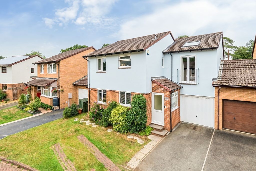 Property photo 3 of 16 1336195-2-689Ca9Ed4A128