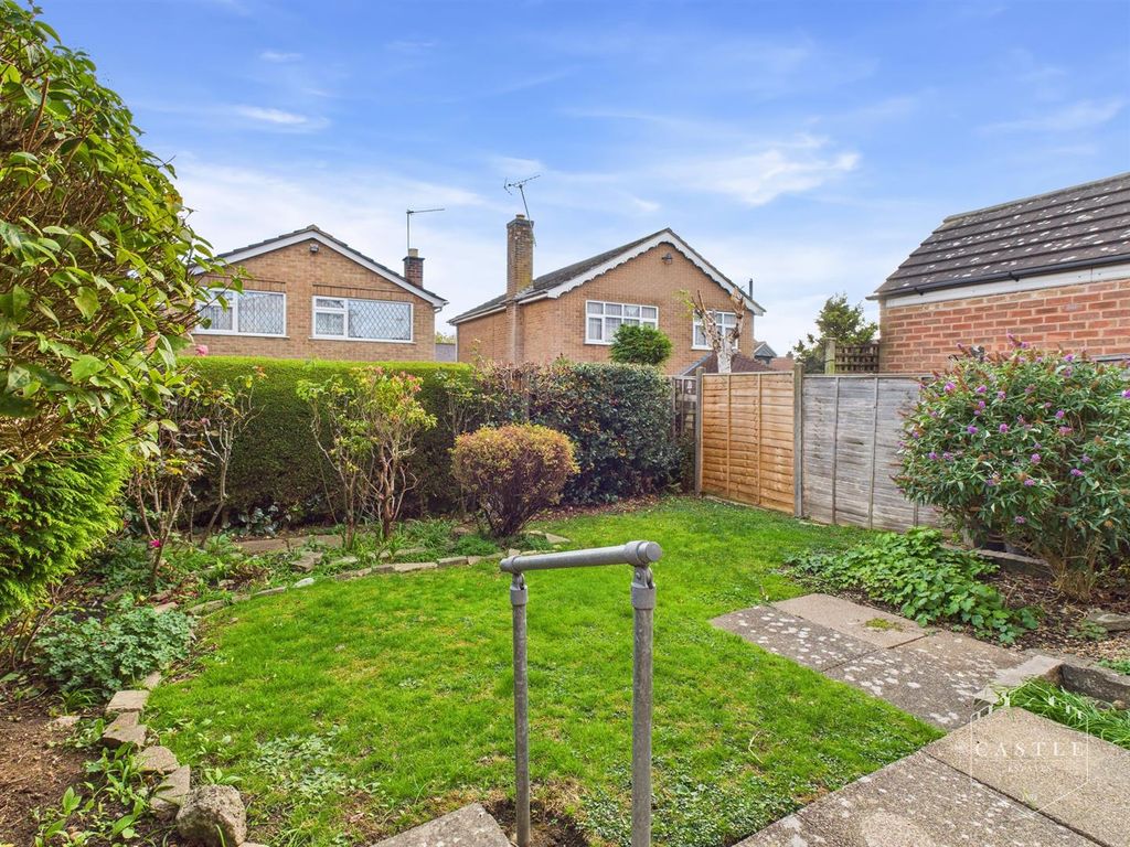 Property photo 2 of 15 Outside