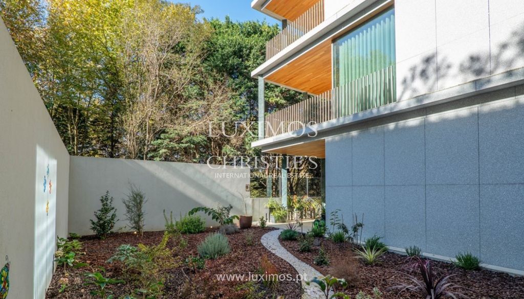 Property photo 2 of 26