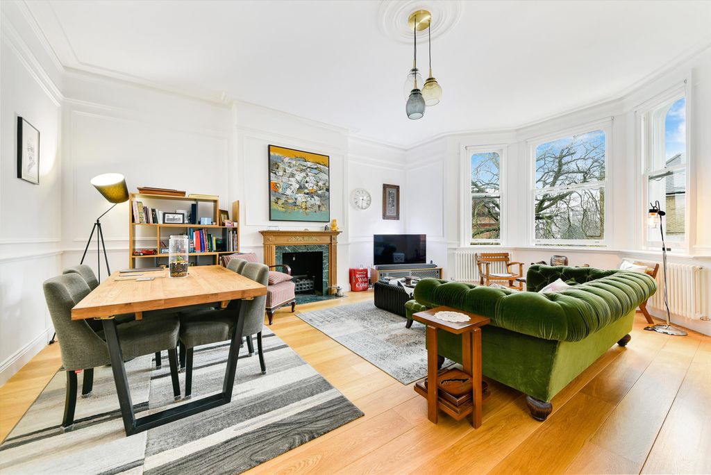 Property photo 1 of 11 Image