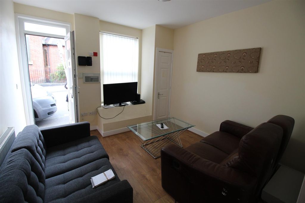 Property photo 2 of 8 Img_0760.Jpg