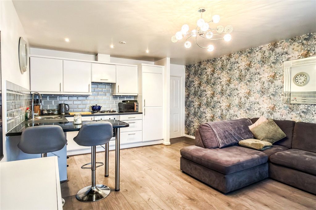 Property photo 3 of 13 Picture No. 14