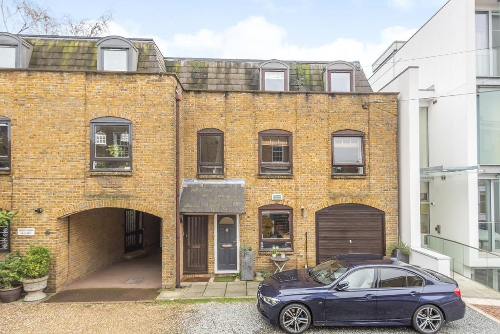 Property photo 2 of 16 Picture No. 02