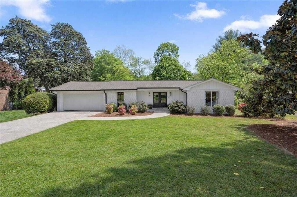 Property photo 1 of 31