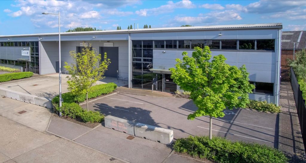 Property photo 2 of 7 External