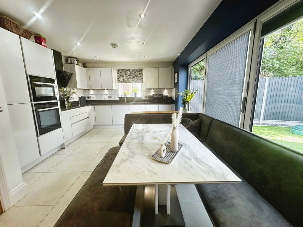 Property photo 3 of 34 d5993Cbb-Img_7288.Jpeg