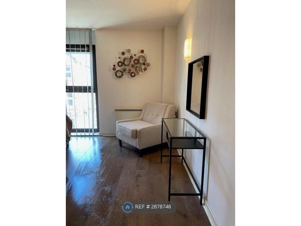 Property photo 2 of 16 Bedroom 1