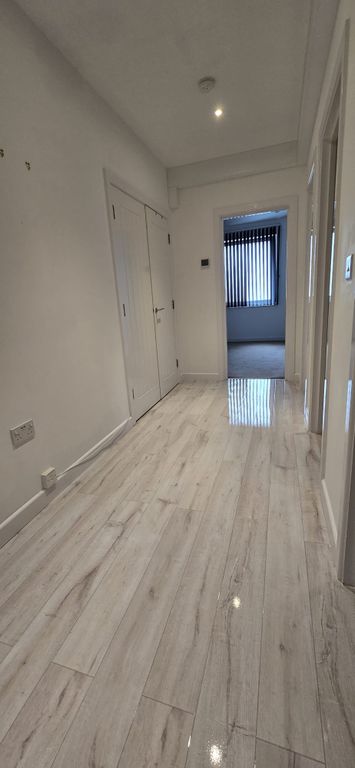 Property photo 2 of 17 Photo