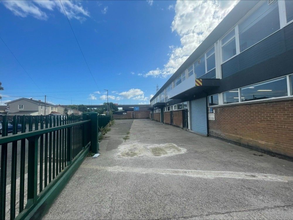 Property photo 1 of 5