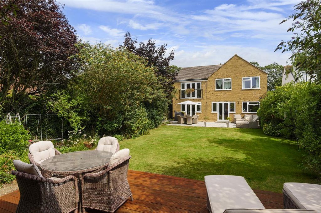 Property photo 1 of 32 Main Picture