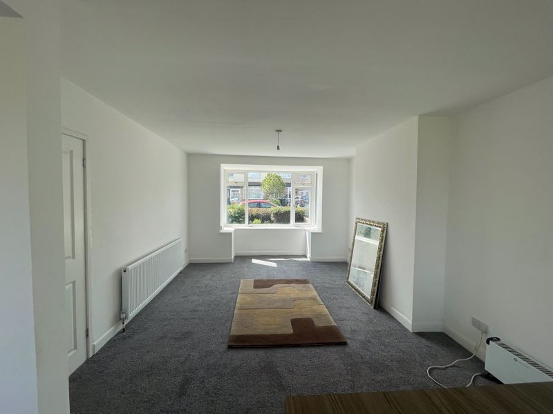 Property photo 3 of 14 Photo 3