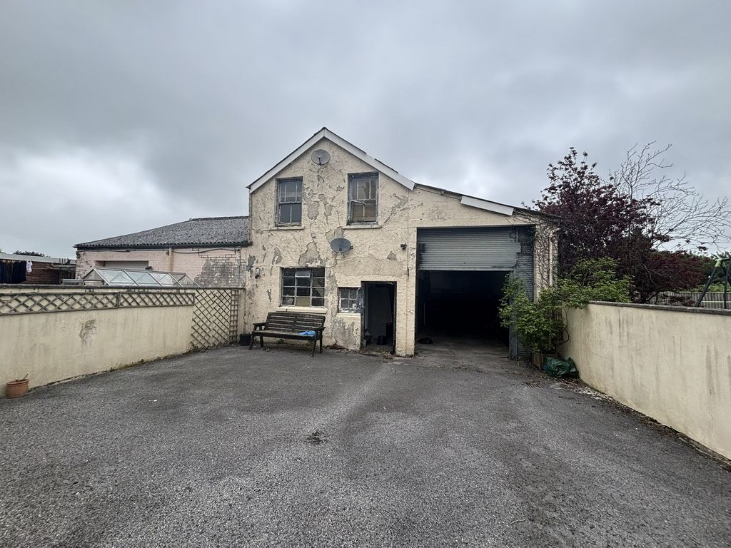 Property photo 2 of 20 Not Specified