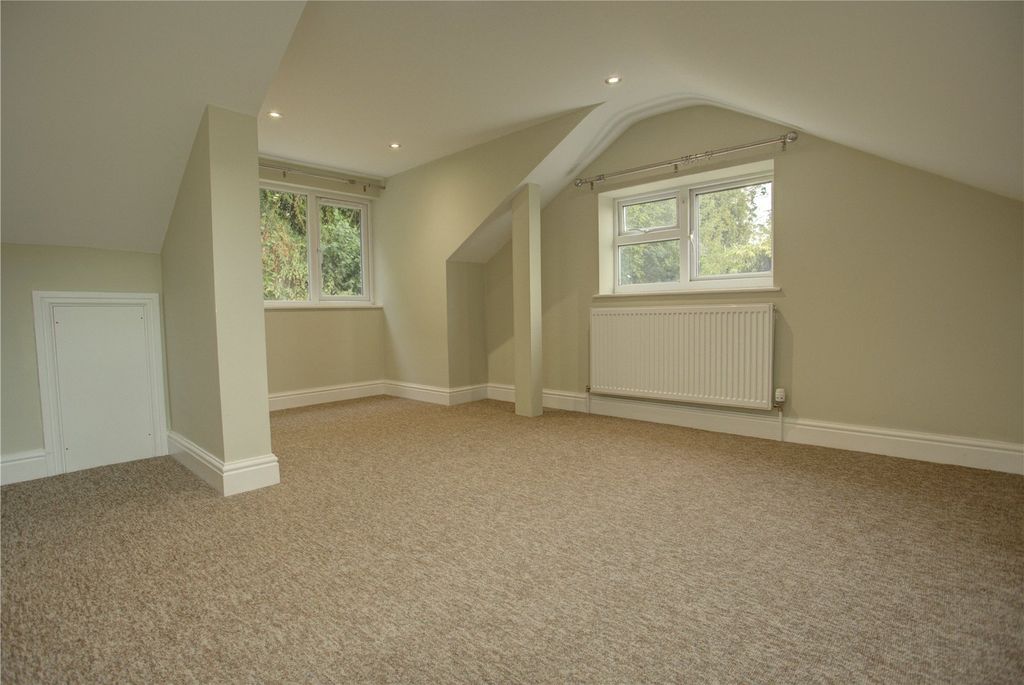 Property photo 3 of 15 Picture No. 26