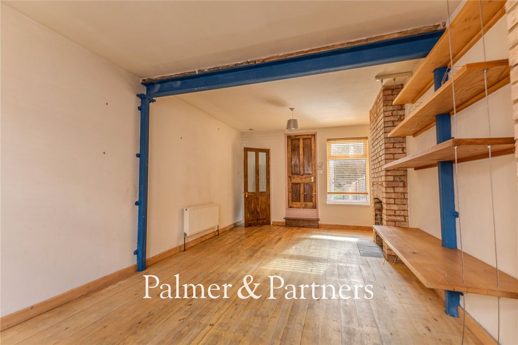 Property photo 3 of 15 Picture No. 08