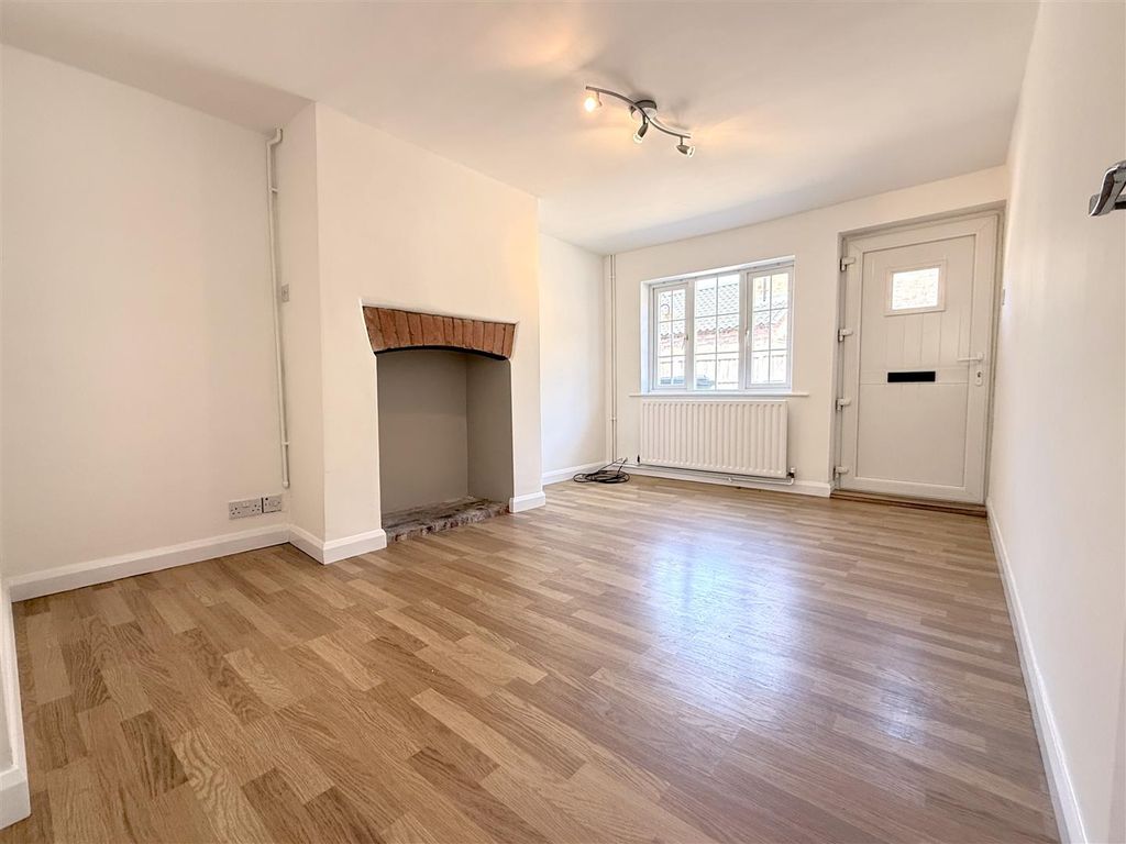 Property photo 3 of 10 Img_8062.Jpg
