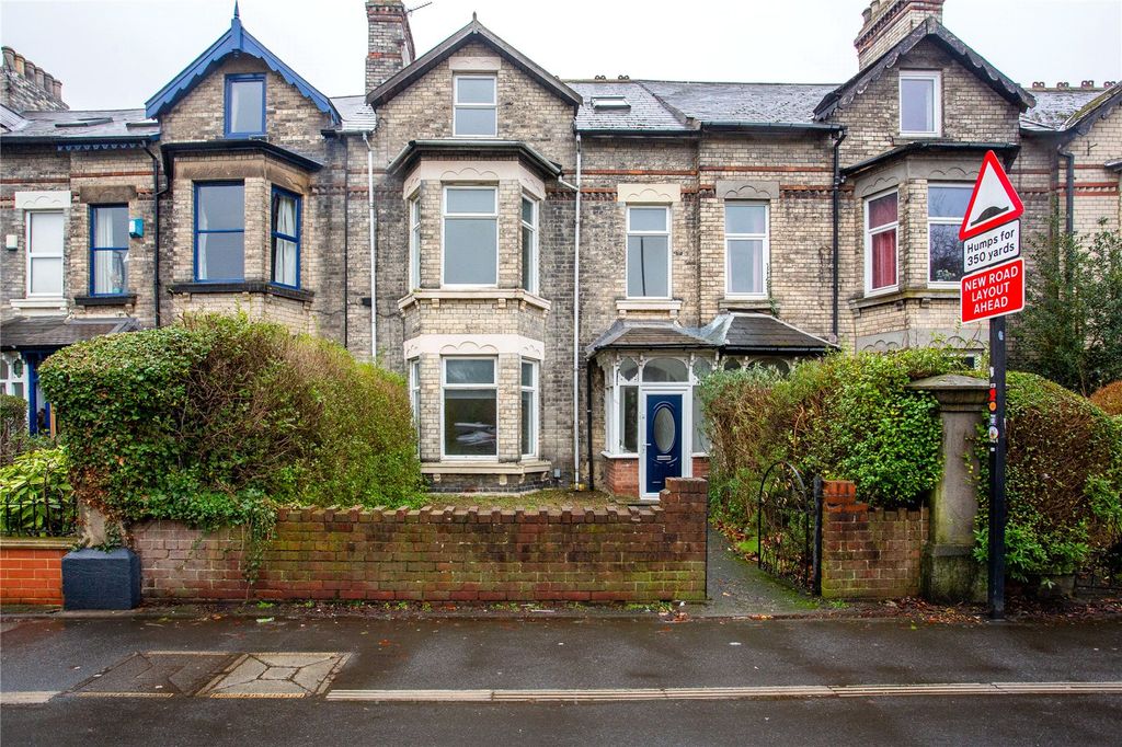 Property photo 2 of 17 Picture 2