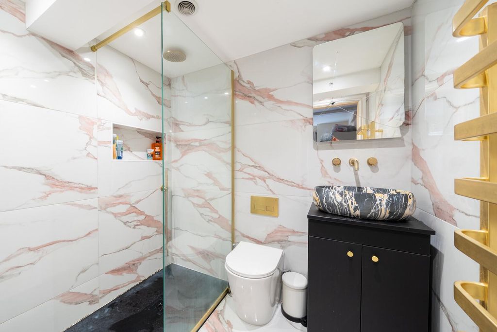 Additional image 18 of 3 bed flat for saleLenton Avenue, The Park NG7