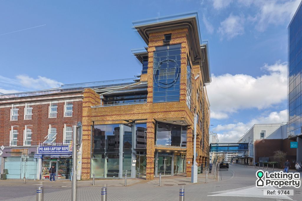 Property photo 1 of 15