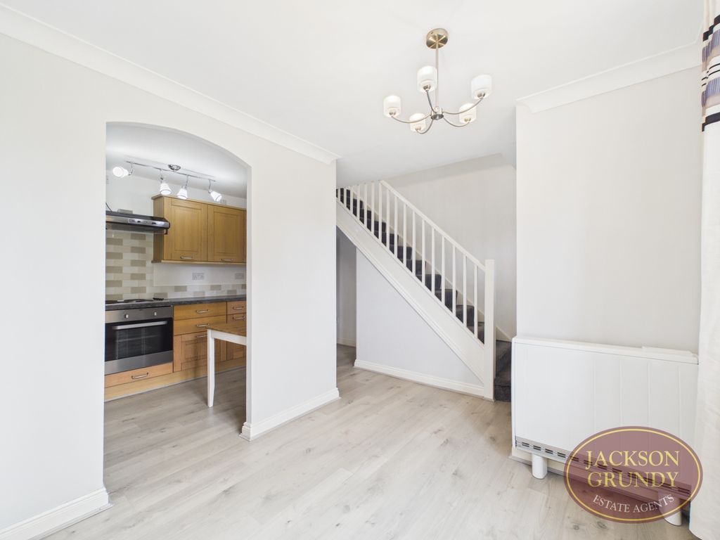 Property photo 3 of 9 Beech Avenue
