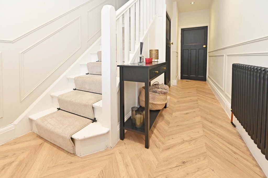 Property photo 2 of 17 Rhm_1462