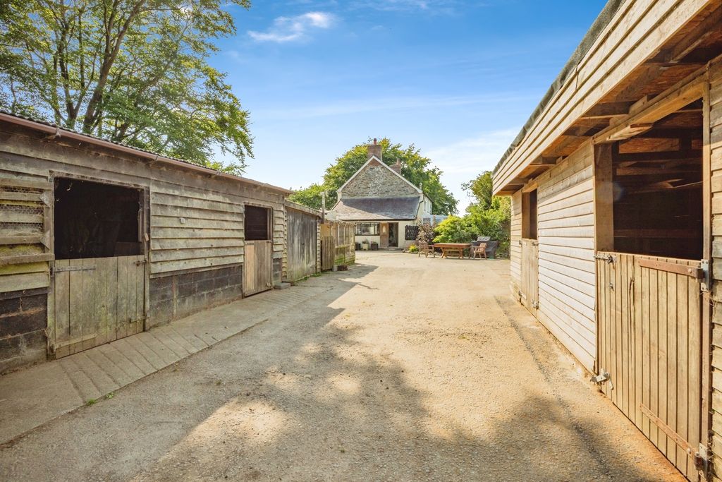 Property photo 1 of 52 Photo