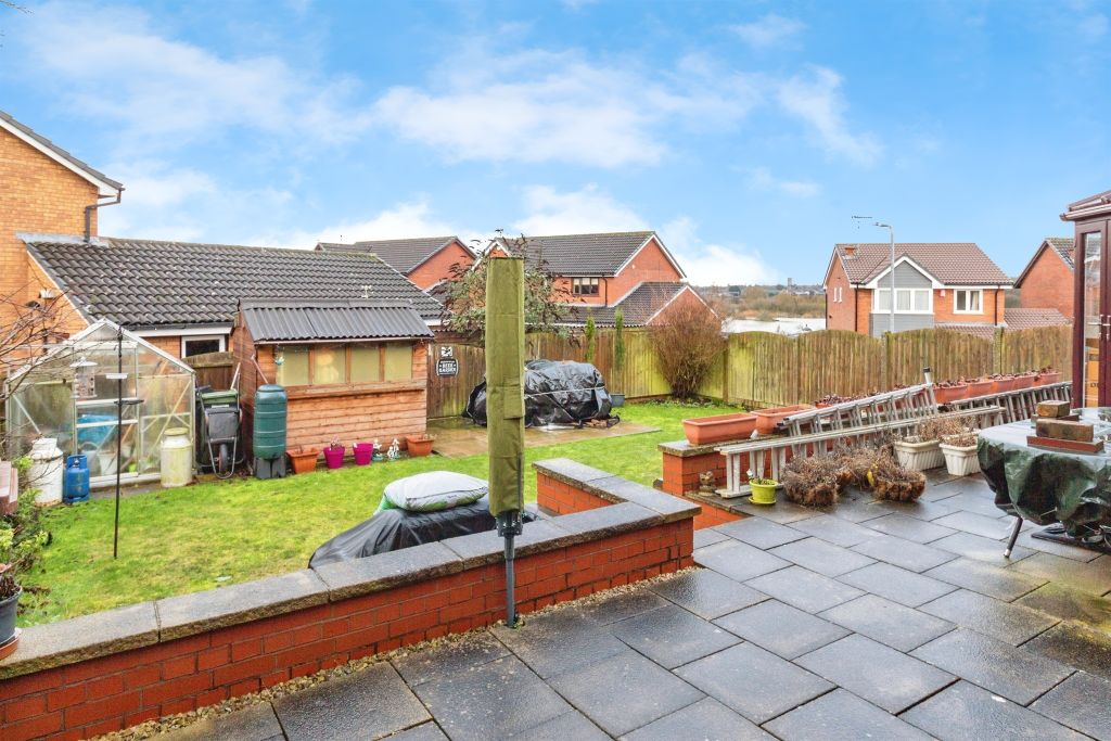 Property photo 2 of 13