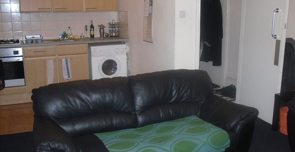 Property photo 2 of 7