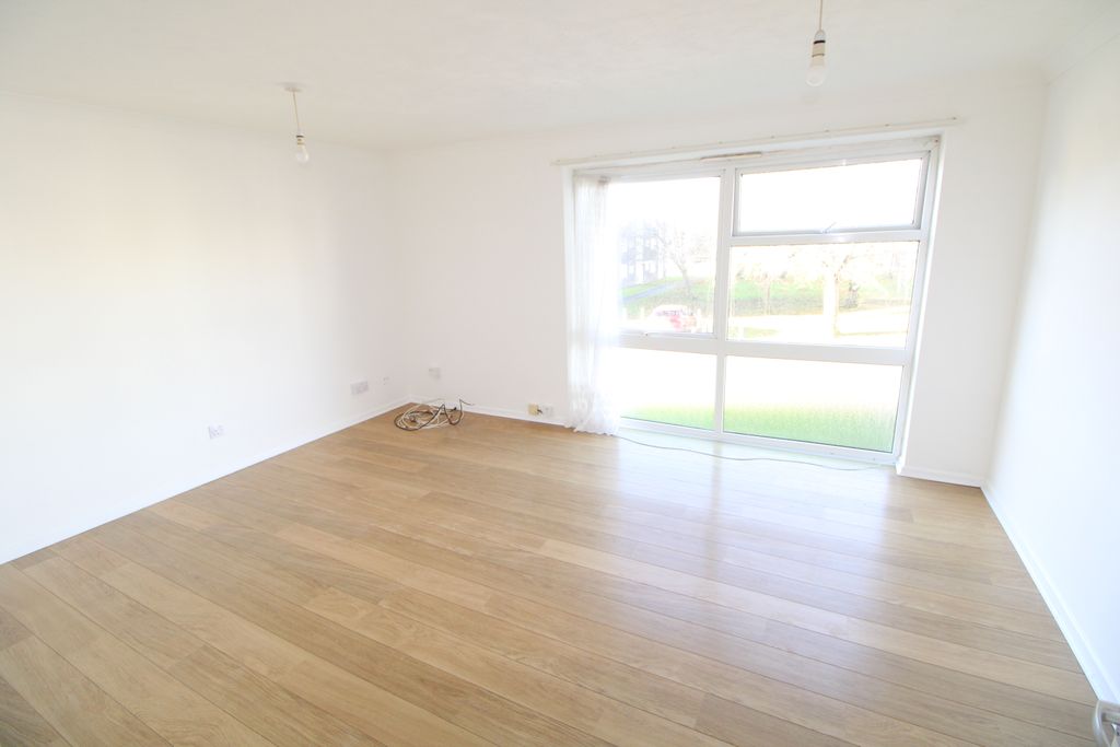 Property photo 2 of 8 Img_9167