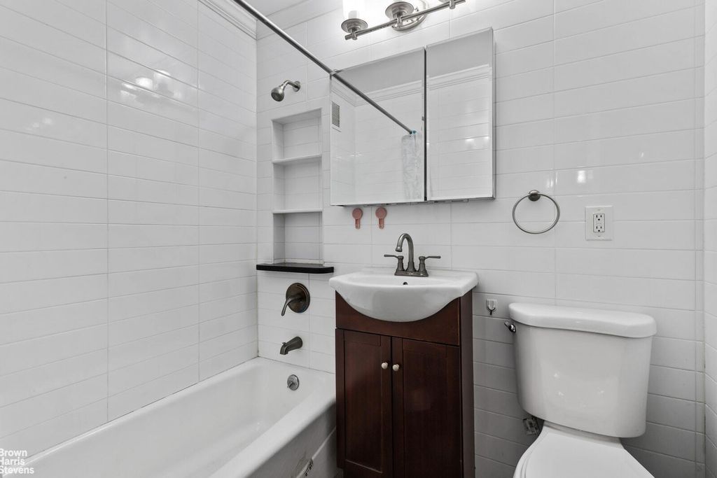 Property photo 3 of 9 <Alttext/>