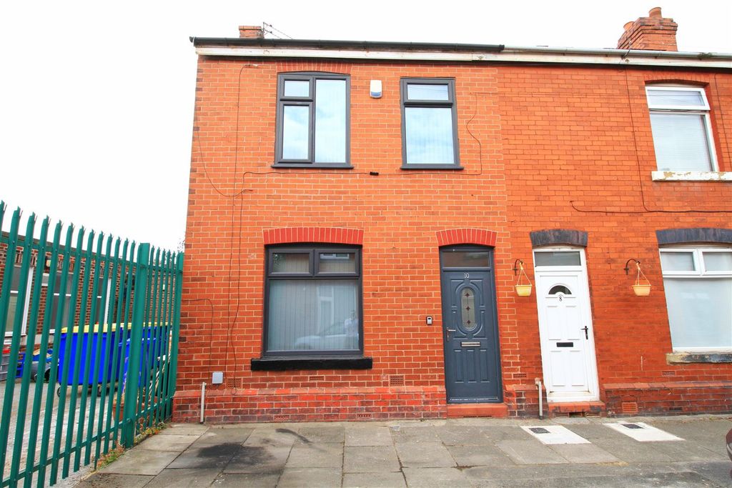 Property photo 1 of 11 External.Jpg