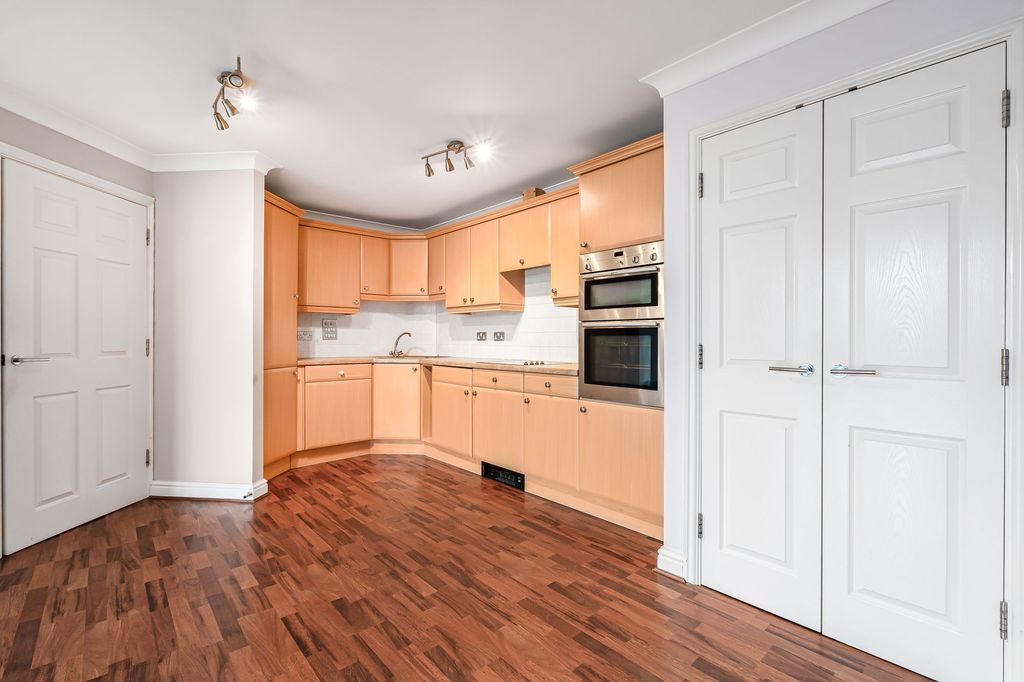 Additional image 6 of 2 bed flat for salePochin Drive, Pochin House Pochin Drive PL25