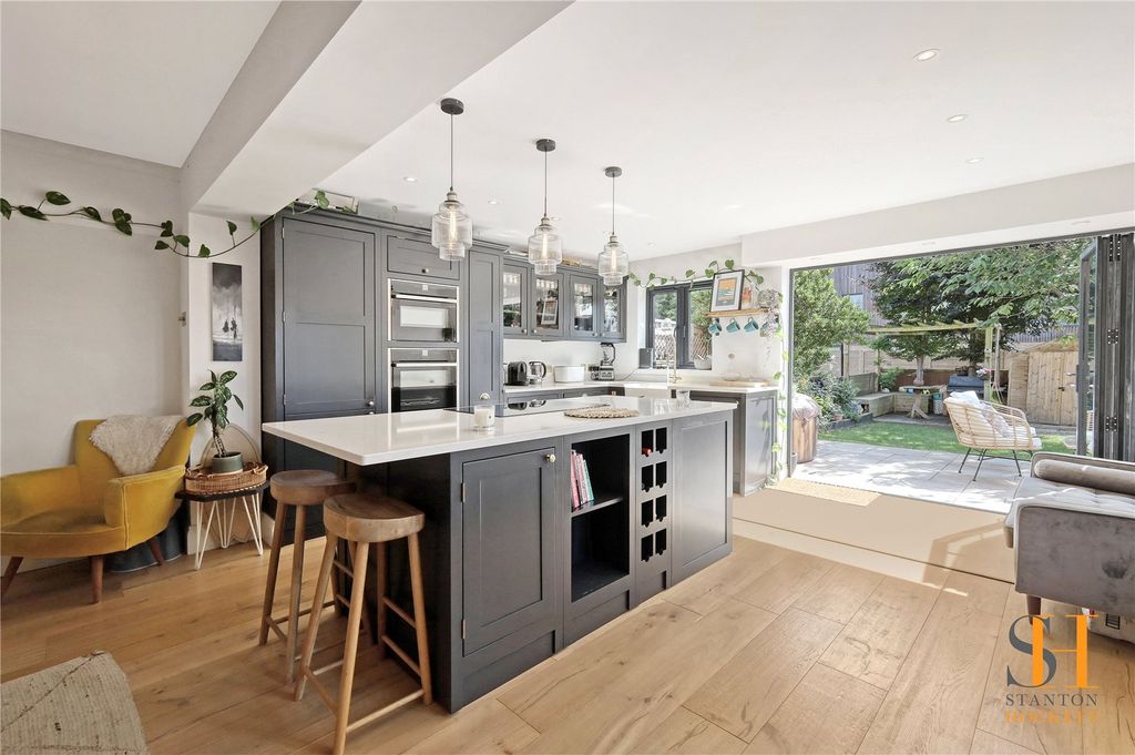 Property photo 3 of 12 Picture No. 08