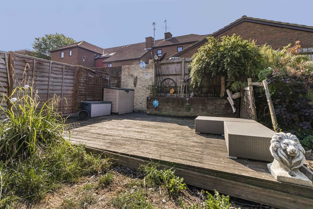 Property photo 3 of 14 (Main)