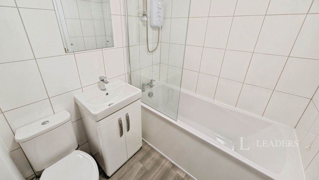 Property photo 3 of 5 Bathroom