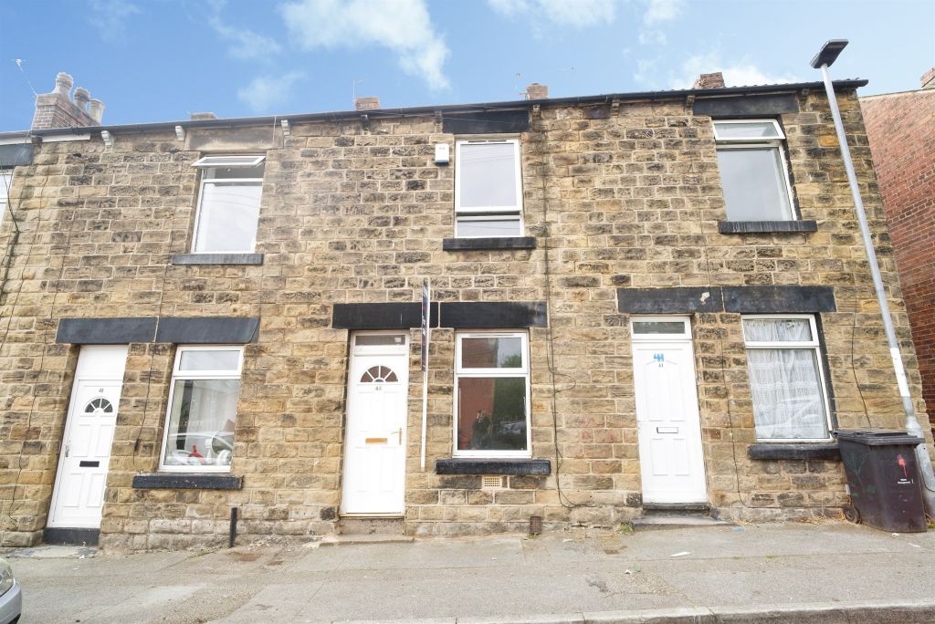 Property photo 1 of 8
