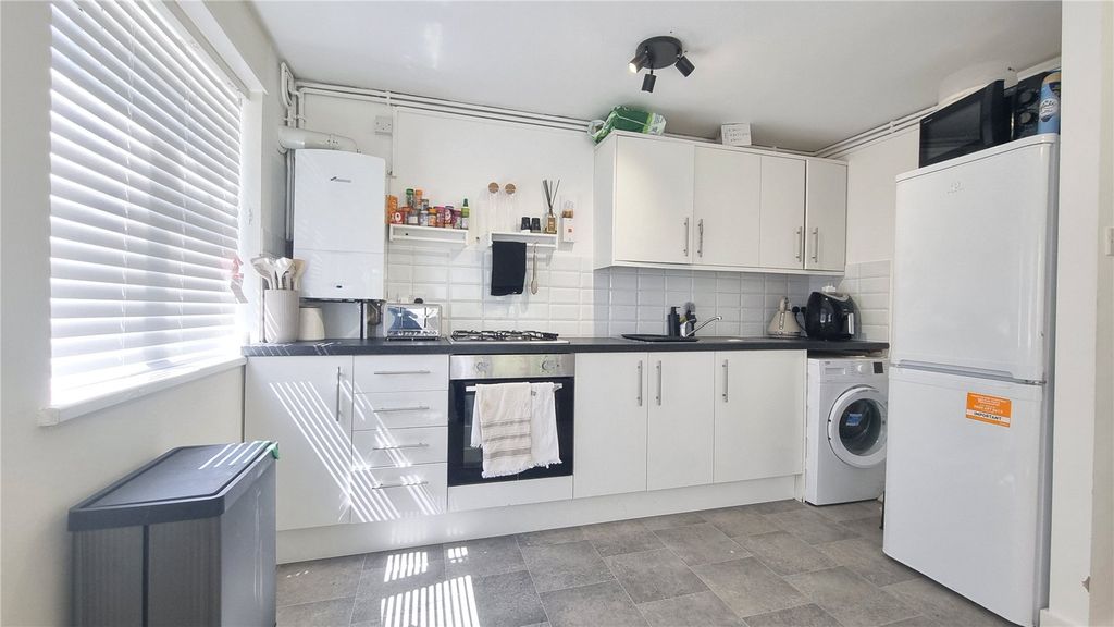 Property photo 2 of 5 Picture No. 03