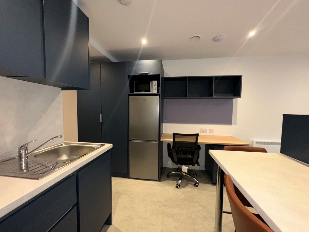 Property photo 3 of 10 Picture 3