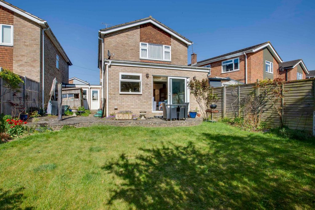 Property photo 3 of 14