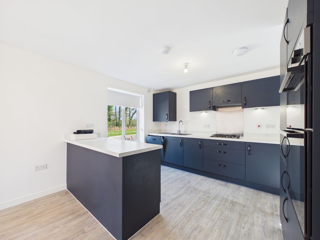 Property photo 3 of 15 Gallery