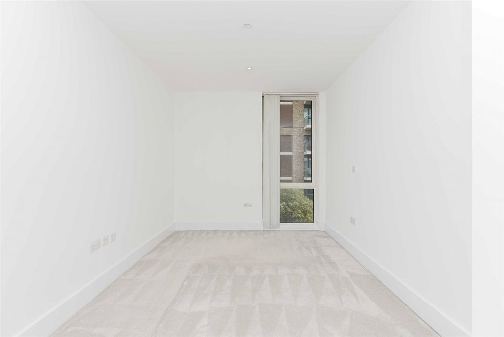 Property photo 3 of 25 Picture No. 24