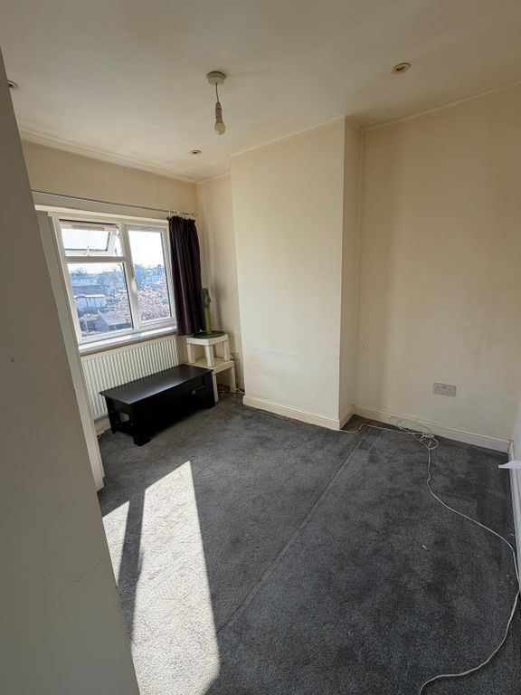 Property photo 3 of 10 Whatsapp Image 2026-03-05 At 14.08.39.Jpeg