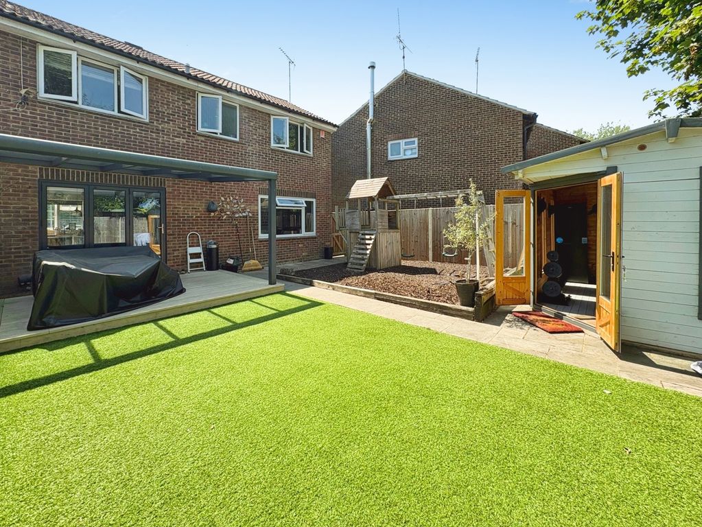 Property photo 3 of 13 Pbox-Img.Jpg