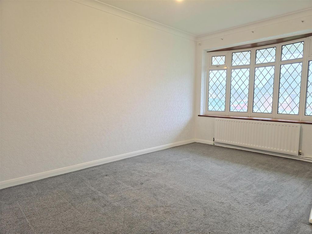 Property photo 2 of 15 Living Room