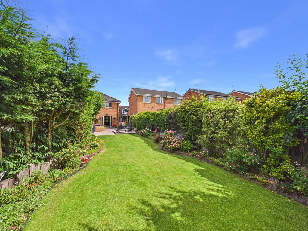 Property photo 2 of 40