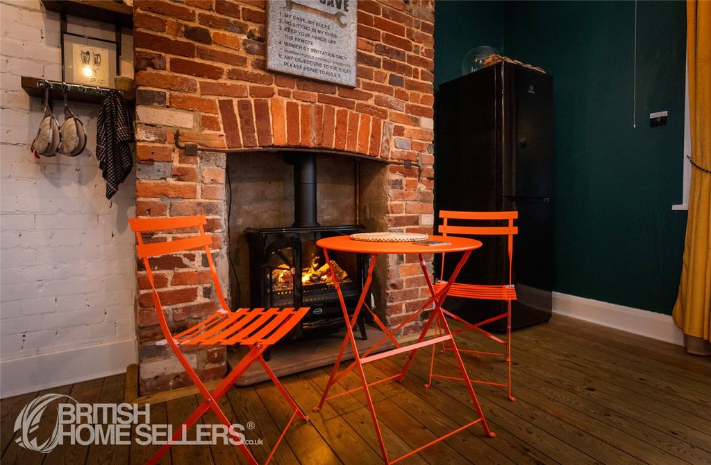 Property photo 3 of 18 Picture No. 20