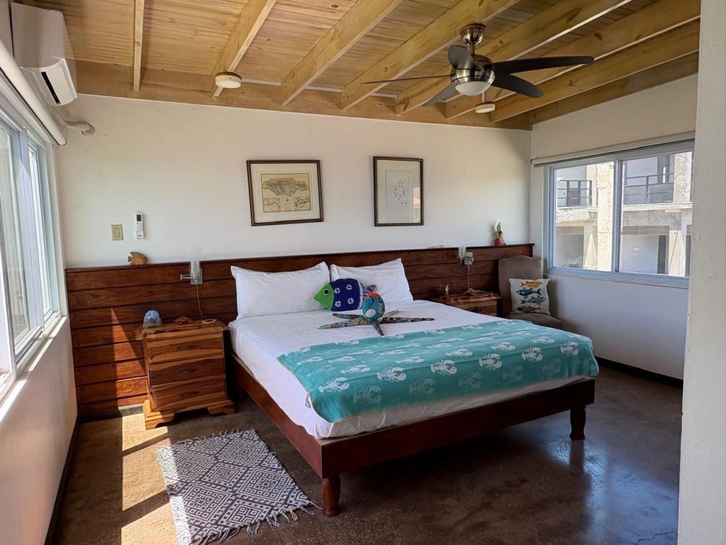 Property photo 1 of 30