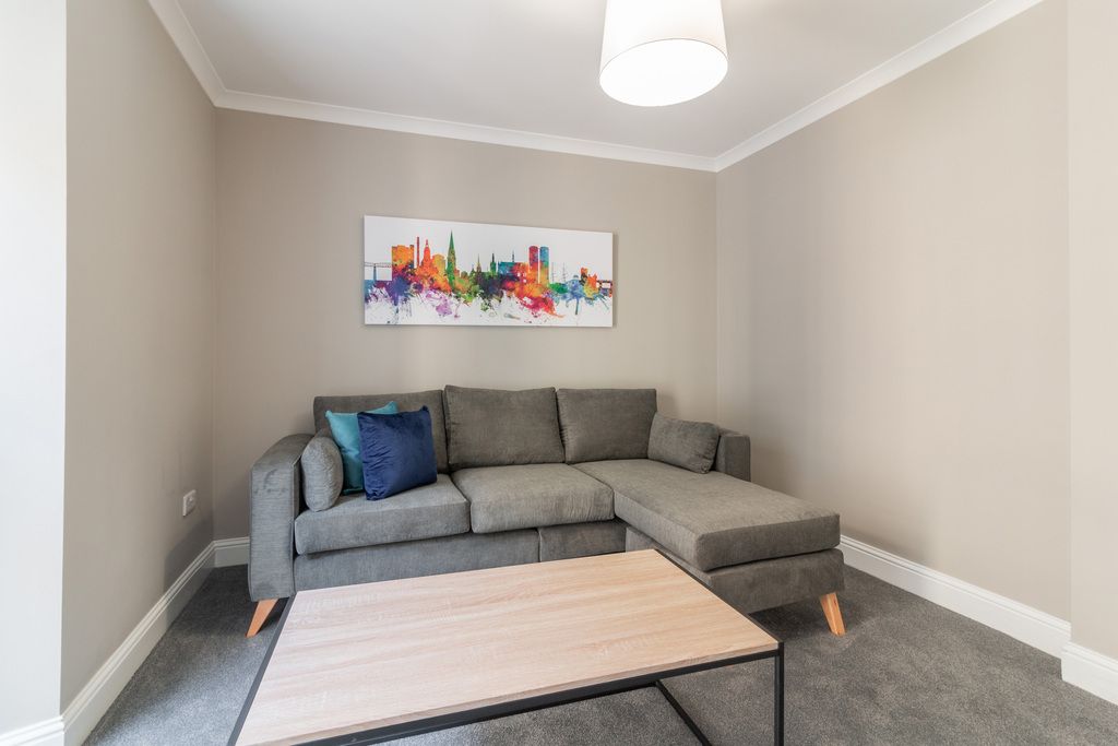 Property photo 2 of 8 Photo 2