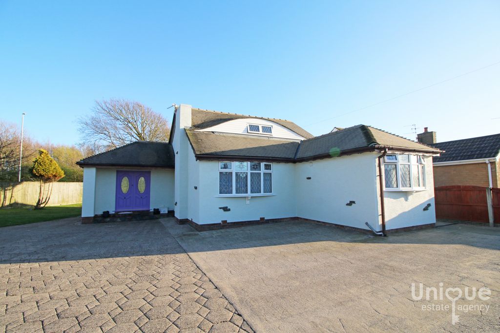 Property photo 1 of 31