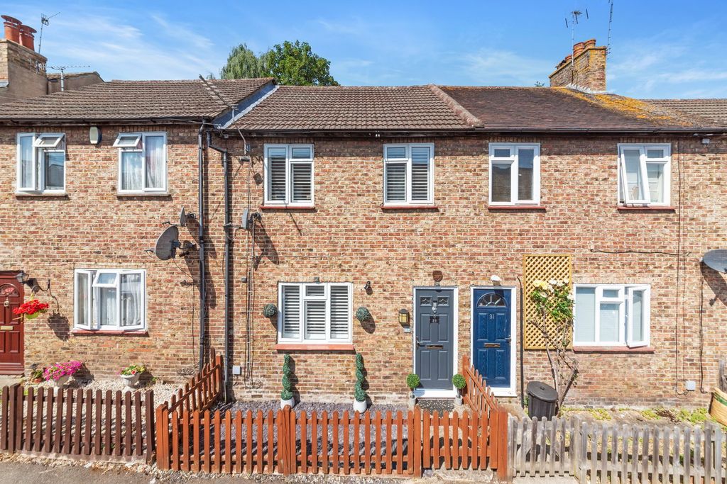 Property photo 1 of 16