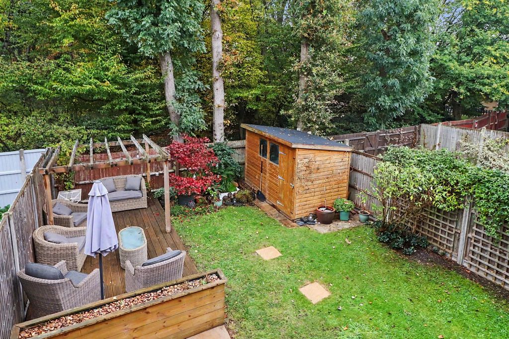 Property photo 2 of 22 Picture No. 19